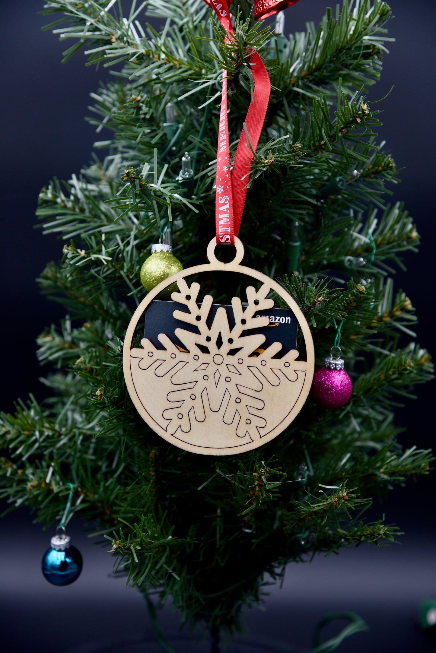 Wooden Snowflake Gift Card Holder – Perfect for Christmas!